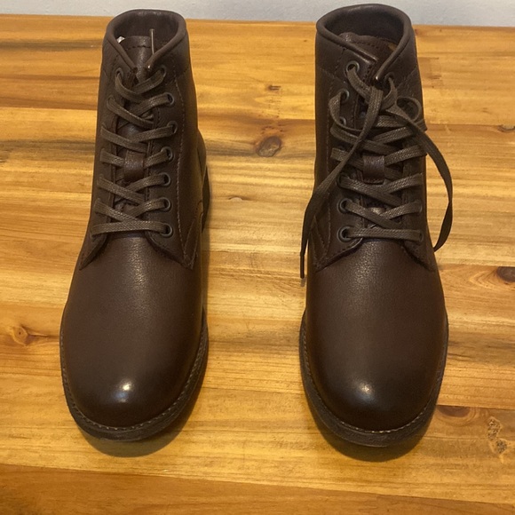 NWT Frye Tyler Lace Up Ankle Boots Size 6 - Picture 8 of 16